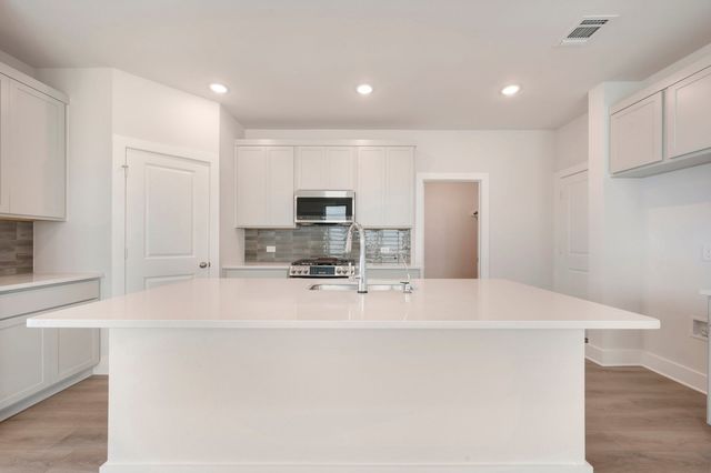 7420 Autumn Hill Drive, Denton, TX 76249