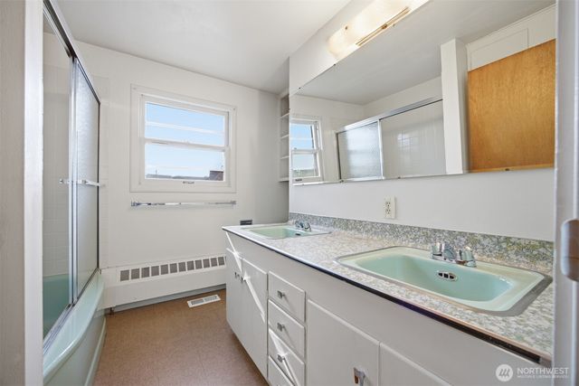 1207 32nd Street, Bellingham, WA 98225