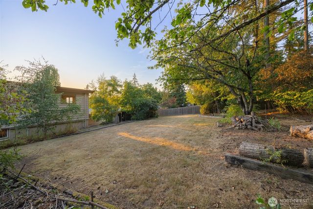 1207 32nd Street, Bellingham, WA 98225