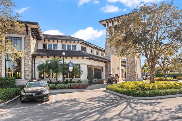 8840 Watercrest Cir Circle E, Parkland, FL 33076