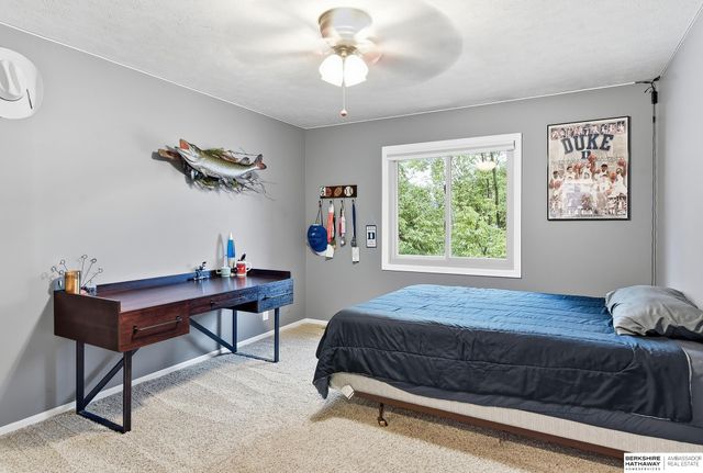 5903 S 170th Street, Omaha, NE 68135