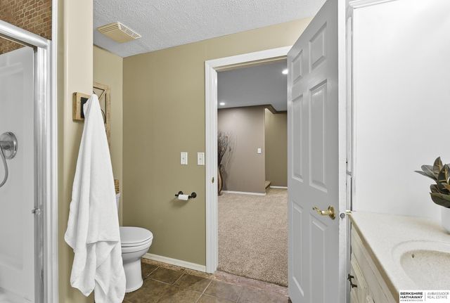 5903 S 170th Street, Omaha, NE 68135