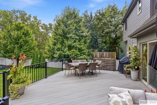 5903 S 170th Street, Omaha, NE 68135