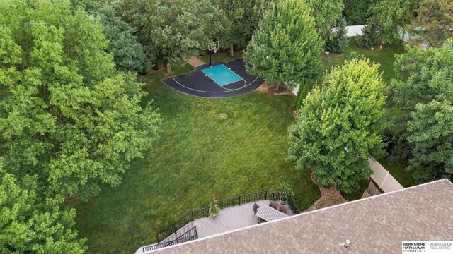 5903 S 170th Street, Omaha, NE 68135