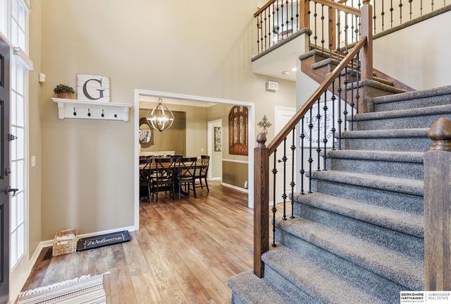 5903 S 170th Street, Omaha, NE 68135