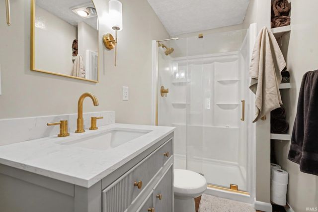 55912 Riverdale Drive, Elkhart, IN 46514