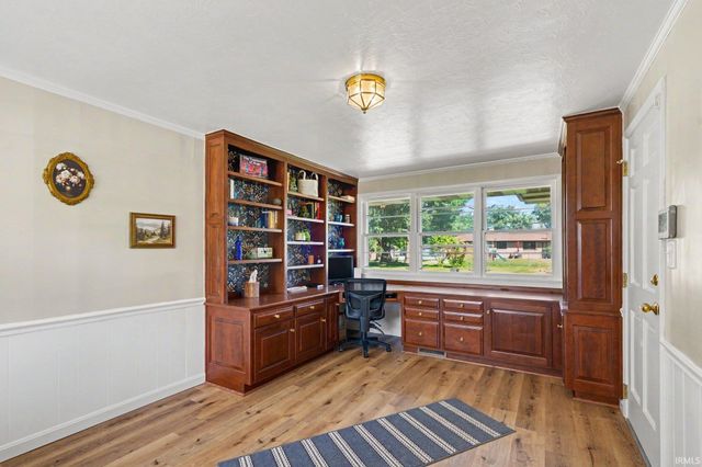 55912 Riverdale Drive, Elkhart, IN 46514