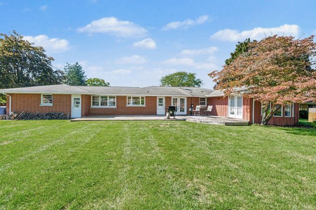 55912 Riverdale Drive, Elkhart, IN 46514