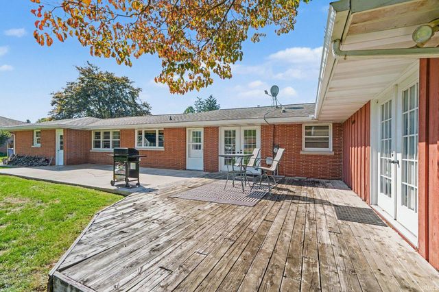 55912 Riverdale Drive, Elkhart, IN 46514