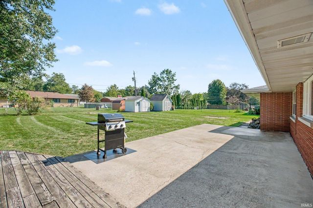 55912 Riverdale Drive, Elkhart, IN 46514