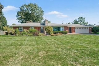 55912 Riverdale Drive, Elkhart, IN 46514