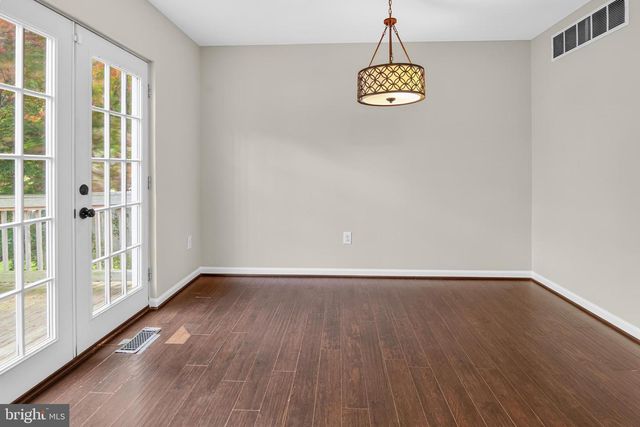8011 MANSION HOUSE XING, Pasadena, MD 21122