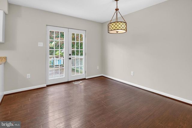 8011 MANSION HOUSE XING, Pasadena, MD 21122