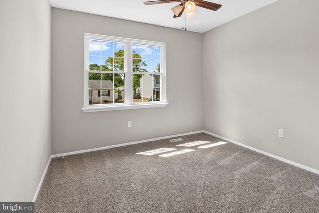 8011 MANSION HOUSE XING, Pasadena, MD 21122