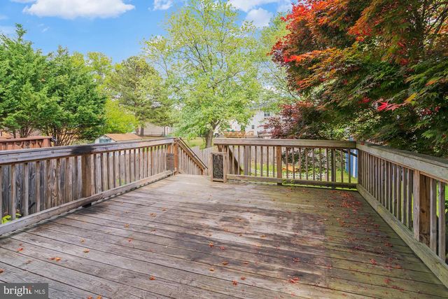 8011 MANSION HOUSE XING, Pasadena, MD 21122