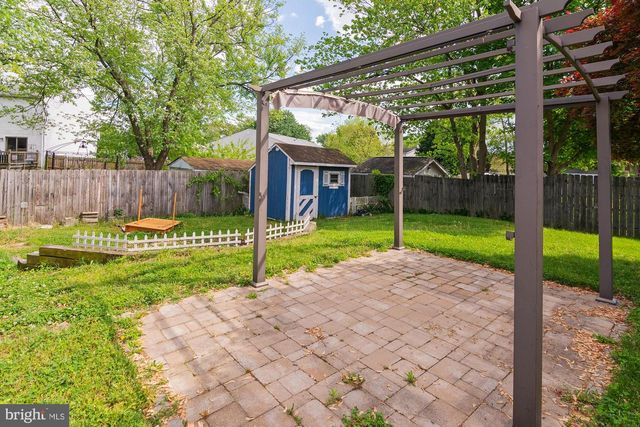 8011 MANSION HOUSE XING, Pasadena, MD 21122