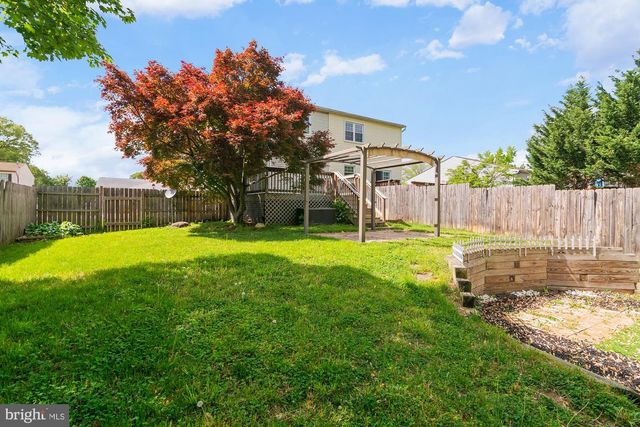 8011 MANSION HOUSE XING, Pasadena, MD 21122