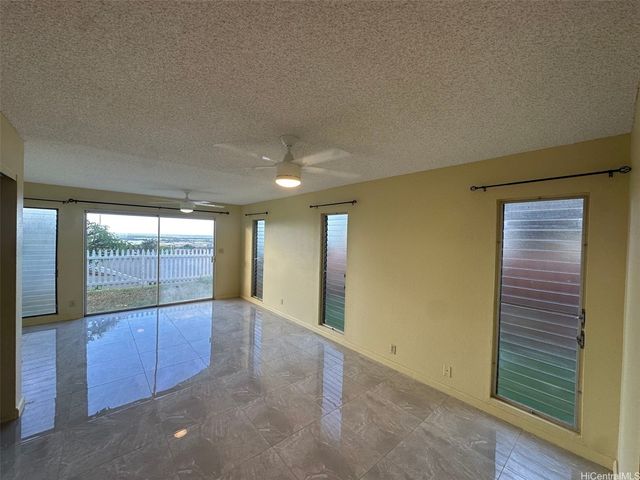 94-759 Kalae Street, Waipahu, HI 96797