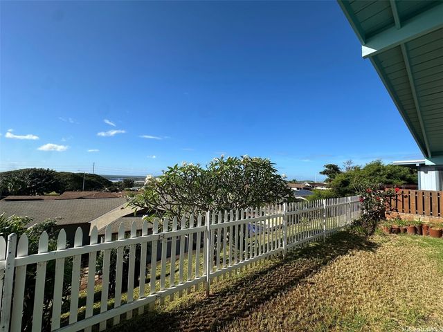 94-759 Kalae Street, Waipahu, HI 96797
