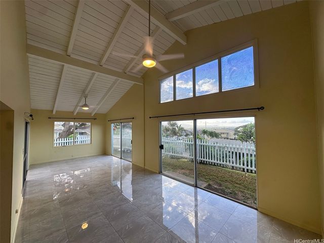 94-759 Kalae Street, Waipahu, HI 96797