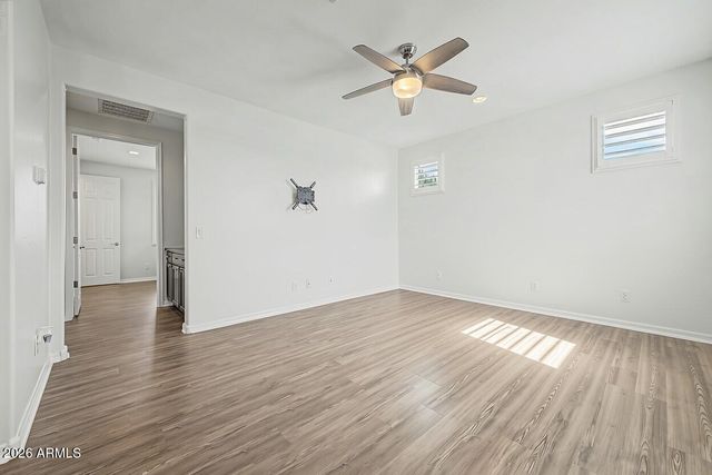 1076 E KENSINGTON Road, Gilbert, AZ 85297