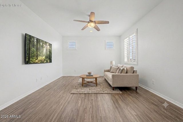 1076 E KENSINGTON Road, Gilbert, AZ 85297
