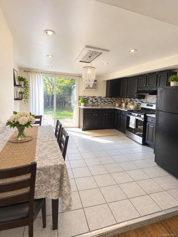 1183 Decatur Street, Brooklyn, NY 11207 — photo 3