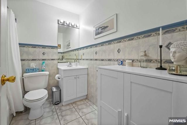 503 Prospect Street, Hasbrouck Heights, NJ 07604
