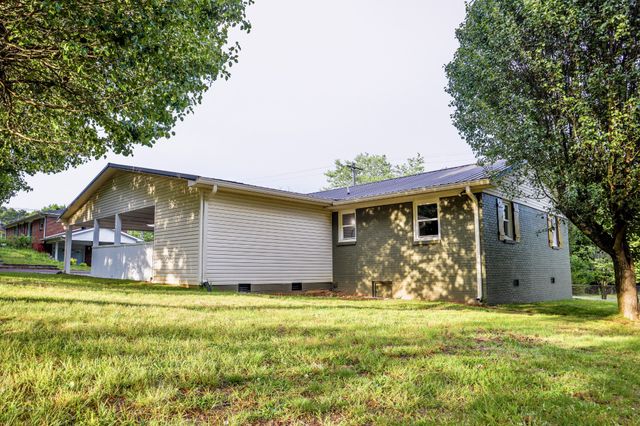 309 Moss Dr, Mcminnville, TN 37110