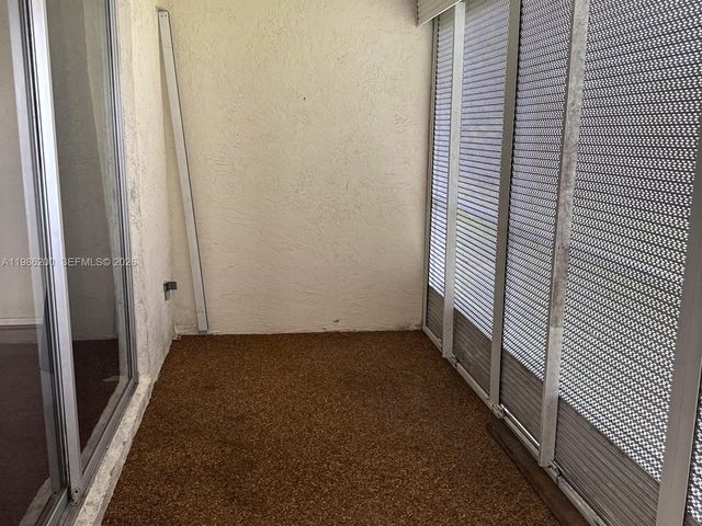 6870 Royal Palm Blvd 117M, Margate, FL 33063