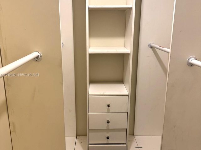 6870 Royal Palm Blvd 117M, Margate, FL 33063