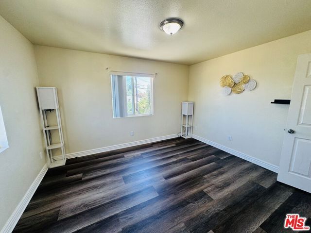 136 W 97th Street, Los Angeles, CA 90003