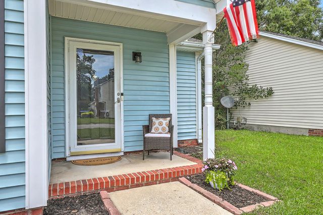 218 Okehampton Drive, Goose Creek, SC 29445