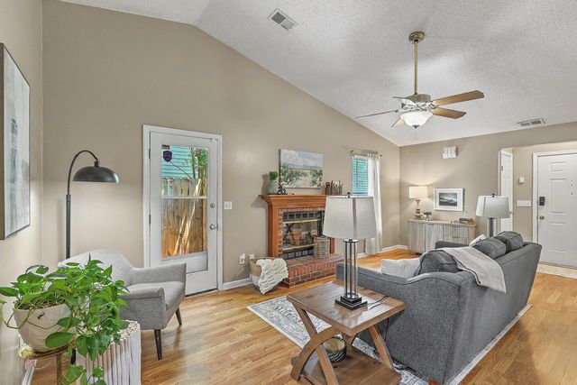 218 Okehampton Drive, Goose Creek, SC 29445