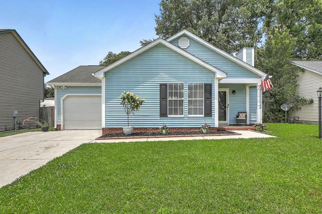 218 Okehampton Drive, Goose Creek, SC 29445