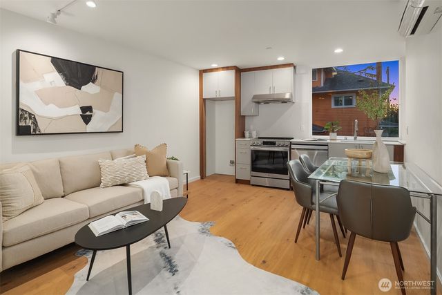 1225 E Roy Street, Seattle, WA 98102