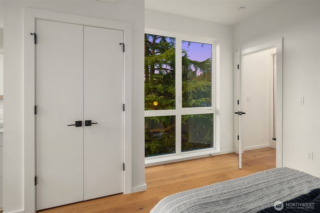 1225 E Roy Street, Seattle, WA 98102