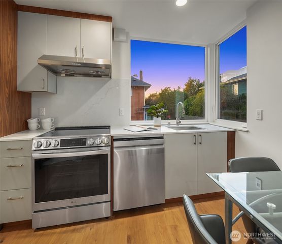 1225 E Roy Street, Seattle, WA 98102