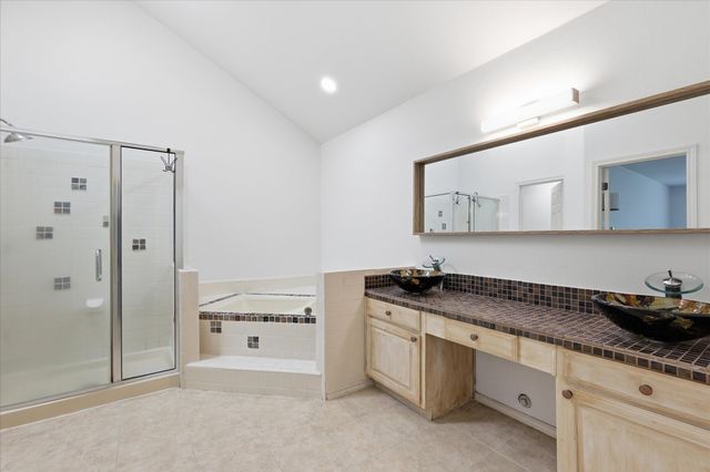 17735 Windflower Way 106, Dallas, TX 75252