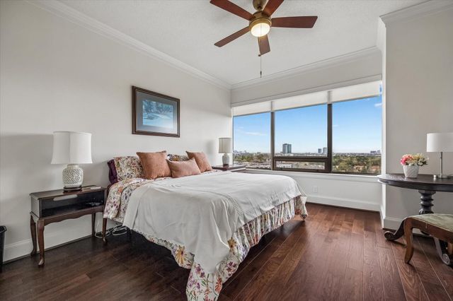 101 Westcott Street 1202, Houston, TX 77007