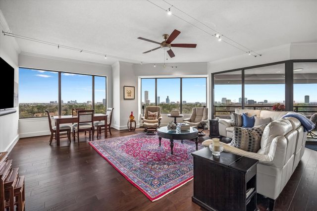 101 Westcott Street 1202, Houston, TX 77007