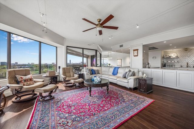 101 Westcott Street 1202, Houston, TX 77007