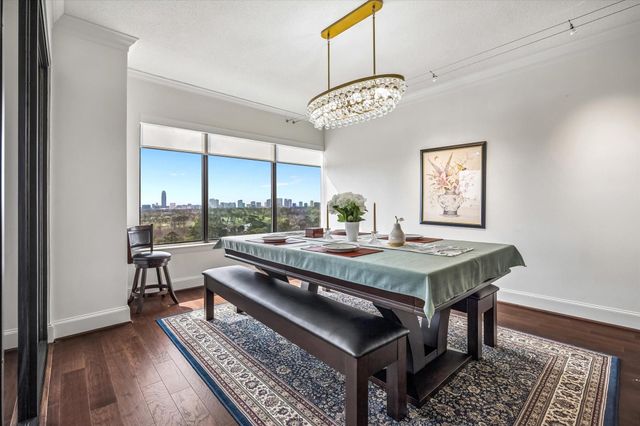 101 Westcott Street 1202, Houston, TX 77007