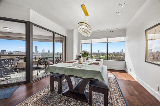 101 Westcott Street 1202, Houston, TX 77007