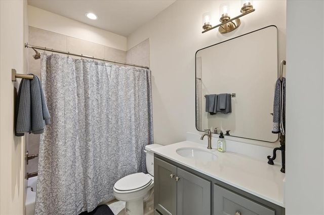 2421 Rumble Court, Edmond, OK 73034