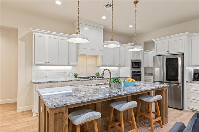 2421 Rumble Court, Edmond, OK 73034