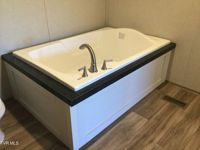 3115 Babbs Mill Road, Afton, TN 37616