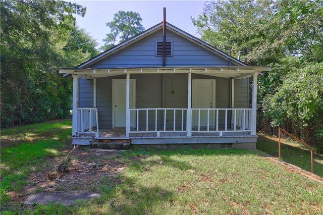 120 Caraker Avenue, Milledgeville, GA 31061