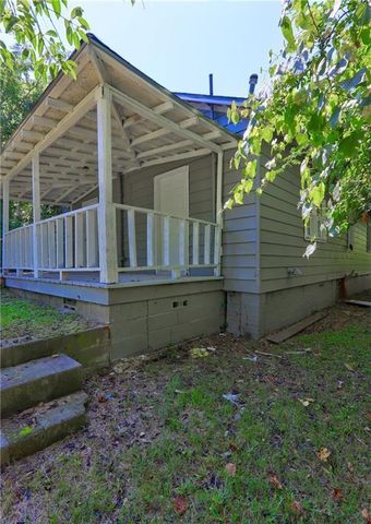 120 Caraker Avenue, Milledgeville, GA 31061