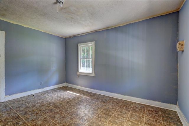 120 Caraker Avenue, Milledgeville, GA 31061